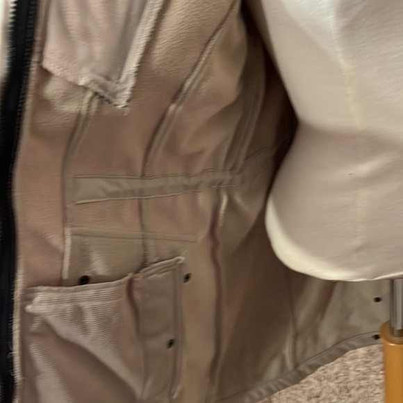 Canada Weathergear Tan Coat W/Detachable Faux Fur Hat Sz L - Picture 11 of 13